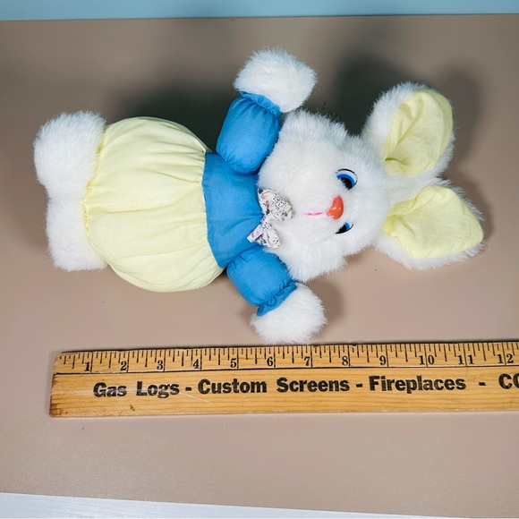 VTG 90'S Bunny Rabbit Nylon 11” To Tip Ears Stuffed Animal Plush TAIWAN - Picture 7 of 8